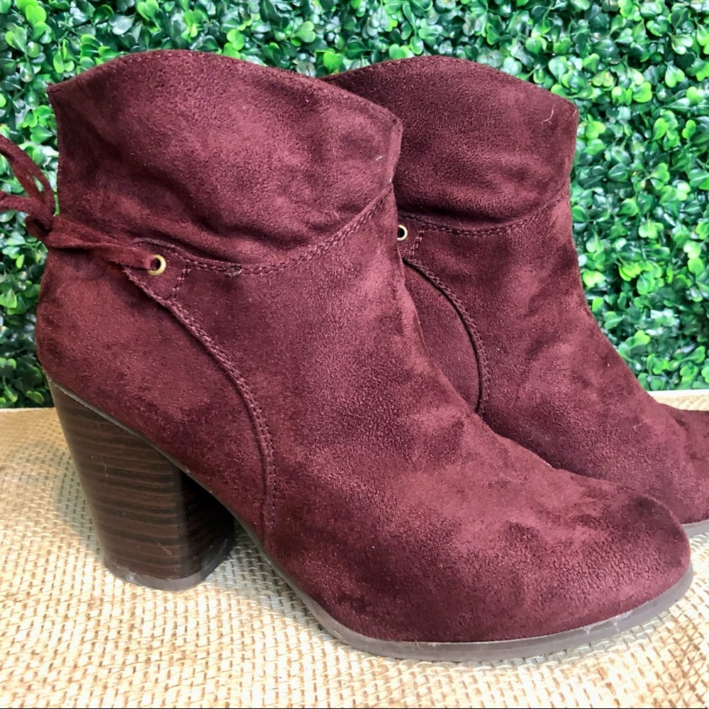 Charming Charlie Burgundy Booties, super comfortable, Size 7.5, great co…